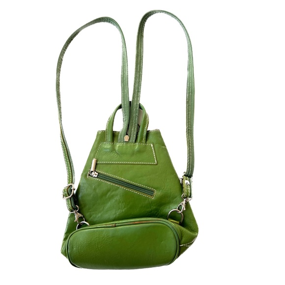 T Nobile Leather Backpack Shoulder Bag Green Split Strap Folded Front Toggle - Picture 4 of 9